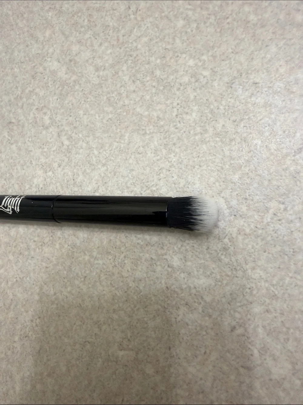 Kay von d dual ended eyeshadow brush